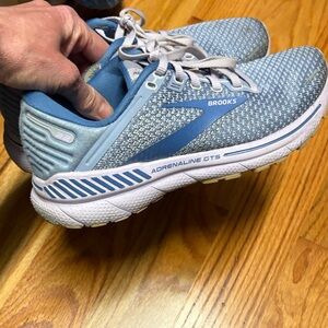 Brooks Adrenaline GTS Light Blue Sneakers